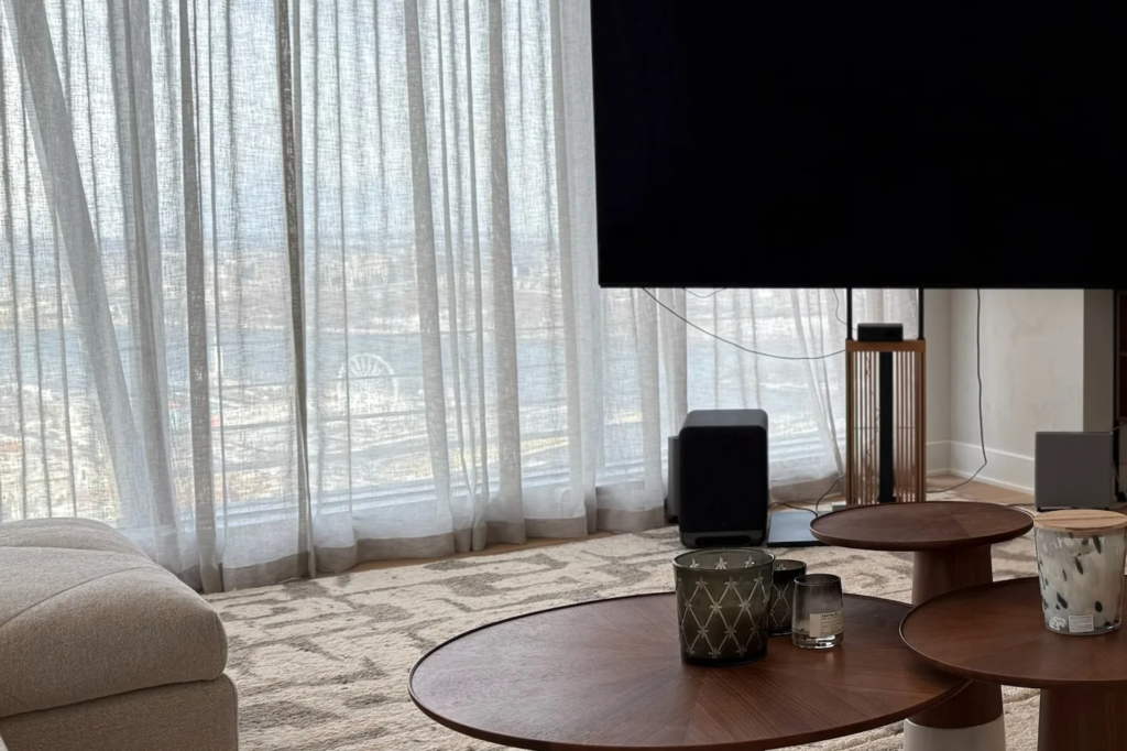 Philippe - alternate view